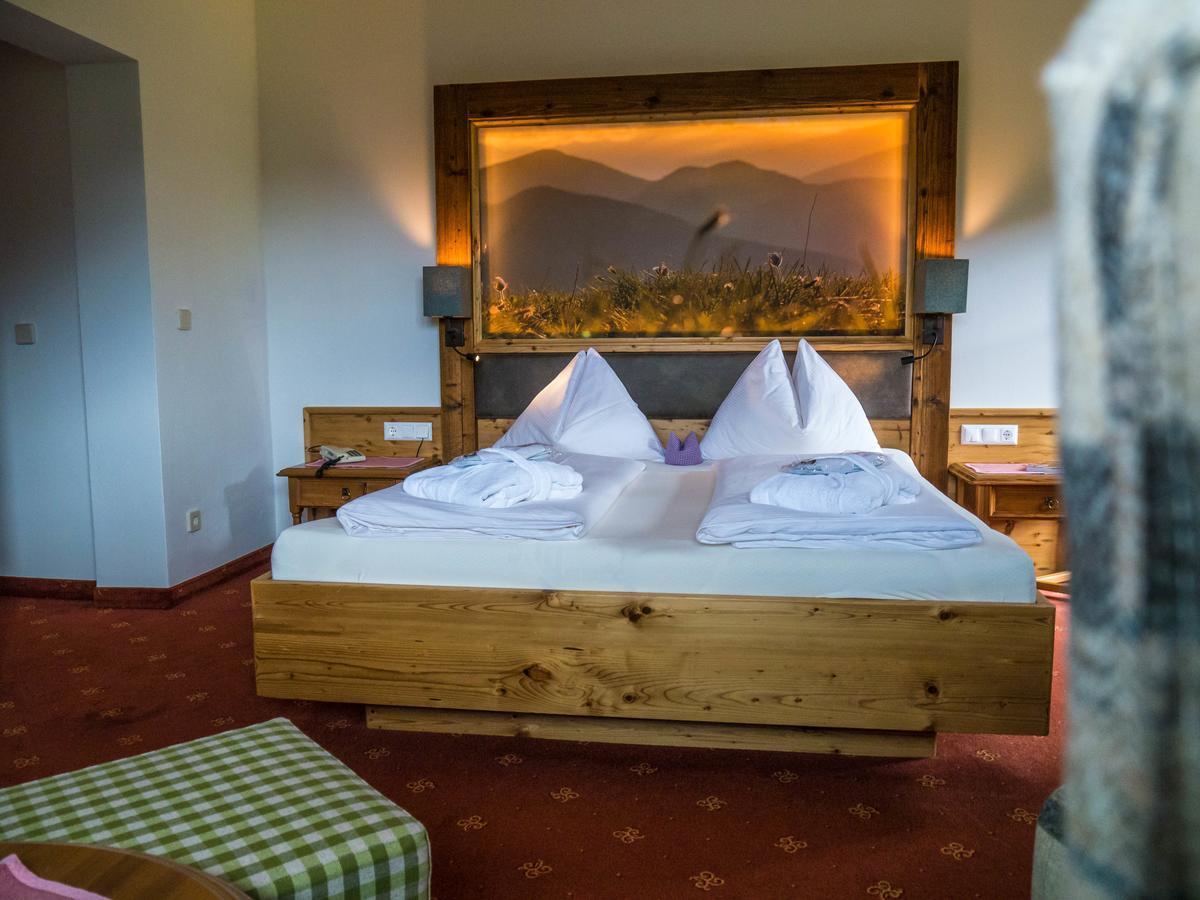 Hotel Gasthof Hinteregger Bad Kleinkirchheim Eksteriør billede